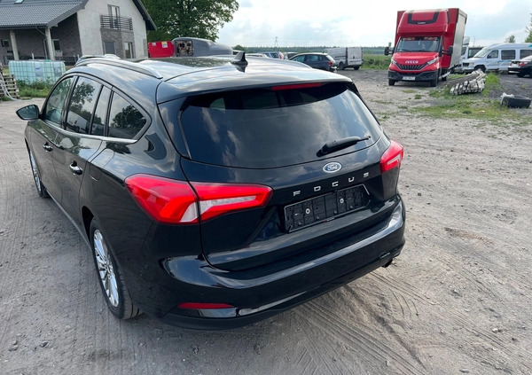 Ford Focus cena 72447 przebieg: 184000, rok produkcji 2019 z Gniezno małe 172